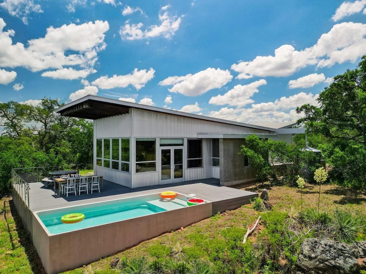 Lazo House - Riverfront With Overlooking Llano River Eksteriør bilde