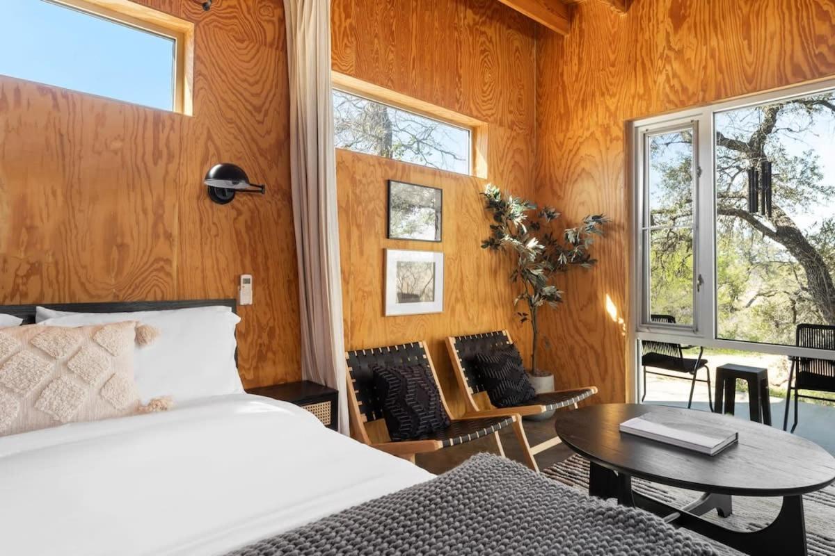 Lazo House - Riverfront With Overlooking Llano River Eksteriør bilde