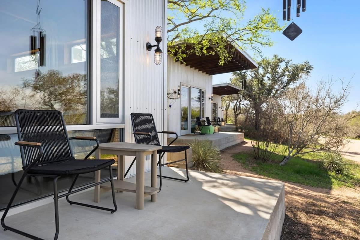 Lazo House - Riverfront With Overlooking Llano River Eksteriør bilde