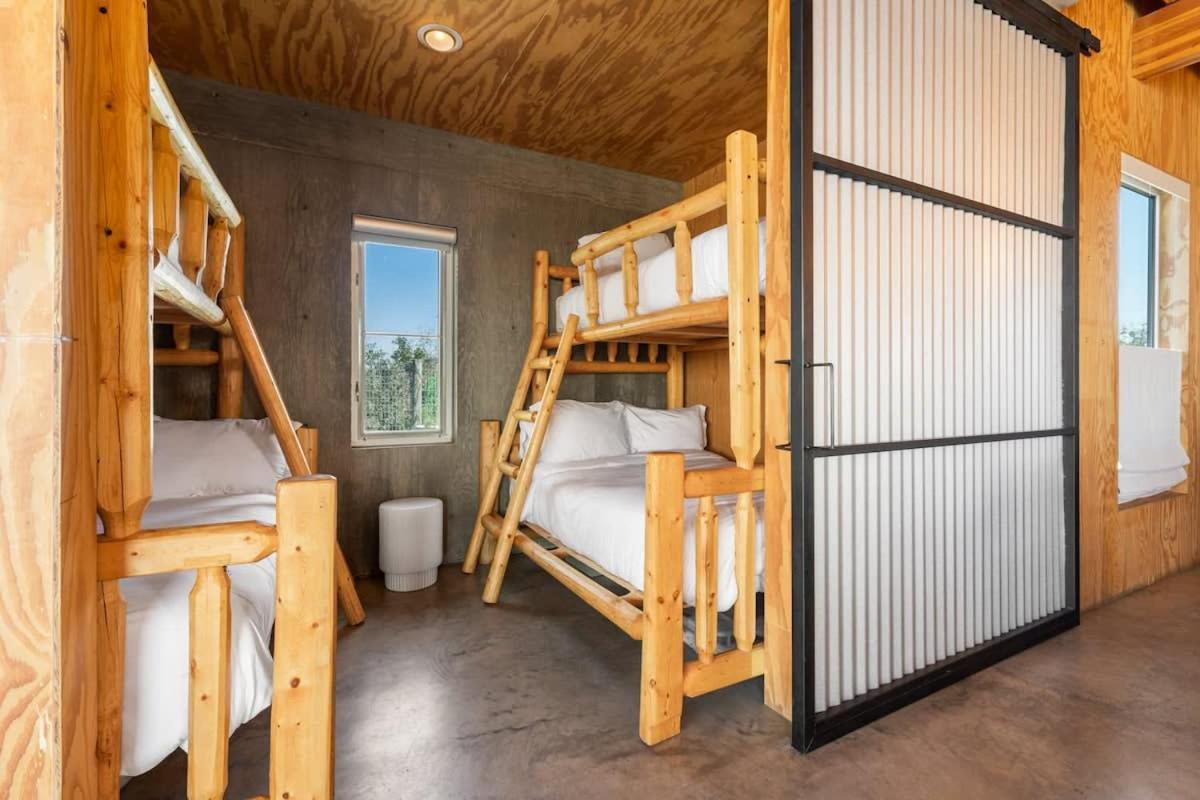 Lazo House - Riverfront With Overlooking Llano River Eksteriør bilde